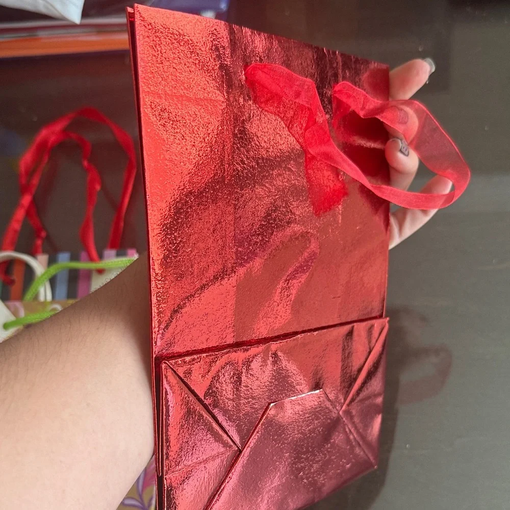 Colorful Gift Bags for Parties ( total of 6)